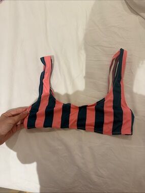 SOLID & STRIPED Pink and Navy Striped Bikini Top